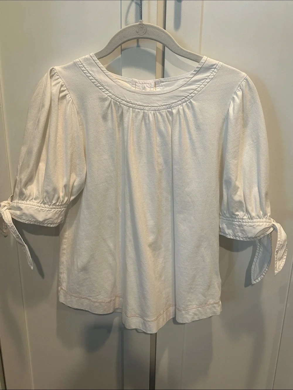 Anthropologie Cream Short-Sleeve Tie Cuff Peasant Top